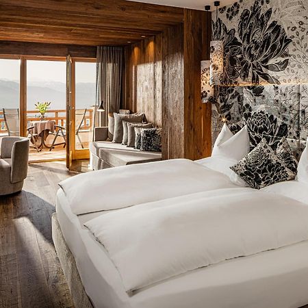 فندق Sonnenberg Panorama Dolomites Wellbeing مارانزا المظهر الخارجي الصورة